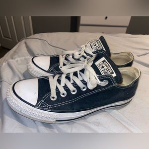 Women’s Size 8 Black & White Converse